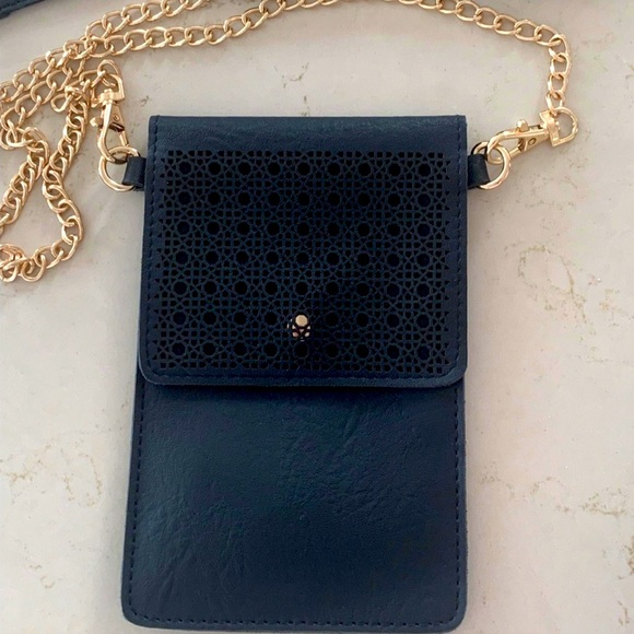 2/$10 Never Used Lightweight Cell Phone Wallet Purse with 2 Straps - Picture 1 of 5